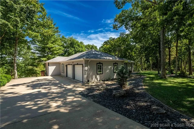 $720,000 | 407 Greystone Lane, Sunrise Beach, MO 65079