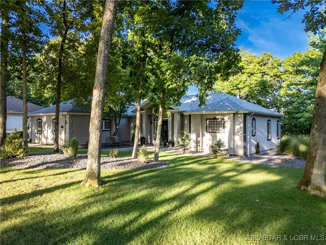$720,000 | 407 Greystone Lane, Sunrise Beach, MO 65079