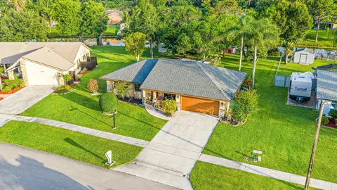 $575,000 | 113 Cordoba Circle, Royal Palm Beach, FL 33411