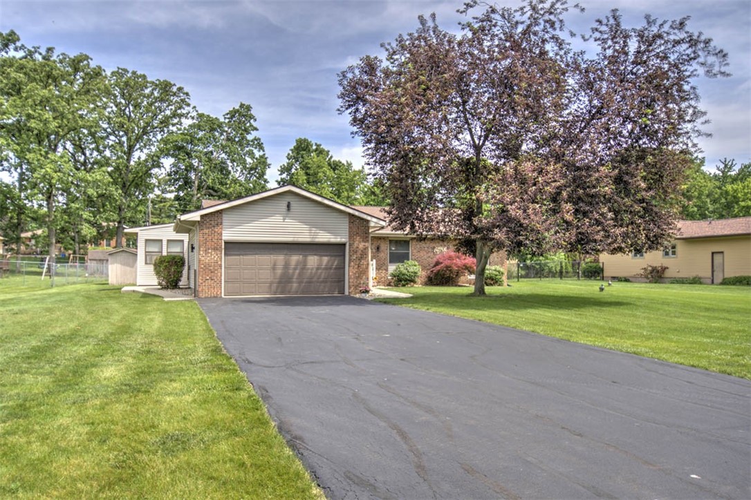 20 Timber Lane Forsyth, IL 62535 - Photo 8 of 29