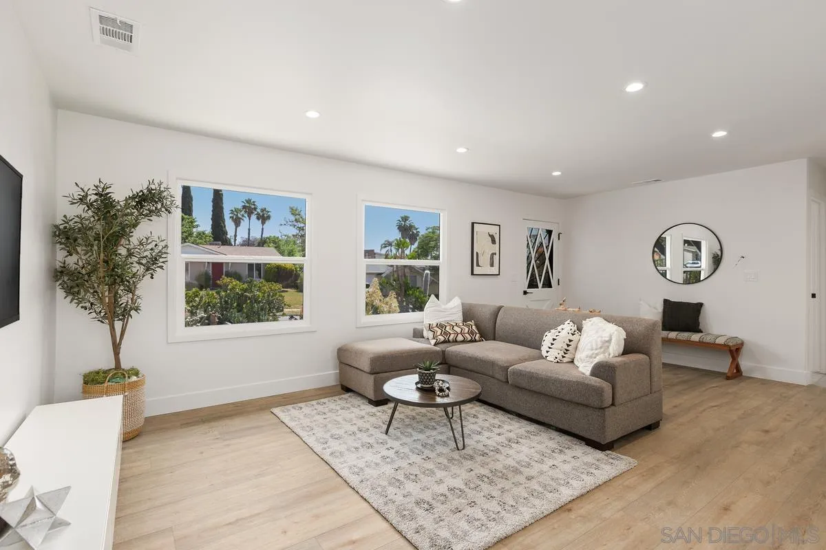 1158 Purdy Street Spring Valley, CA 91977 - Photo 7 of 29 Gallery Image 7