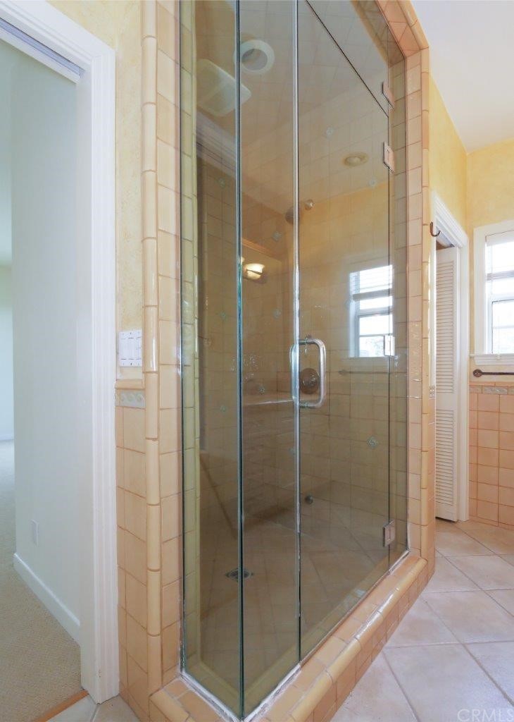 500 3rd Street Manhattan Beach, CA 90266 - Photo 23 of 40 Primary Bathroom separate shower
