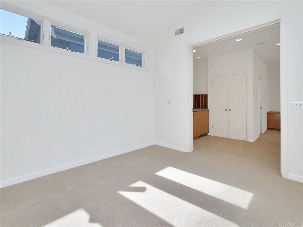 500 3rd Street Manhattan Beach, CA 90266 - Photo 36 of 40 Gym/sunroom