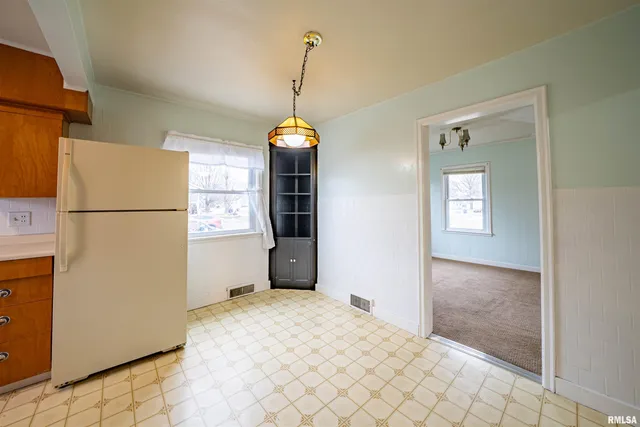 $135,900 | 1227 State Street, Pekin, IL 61554