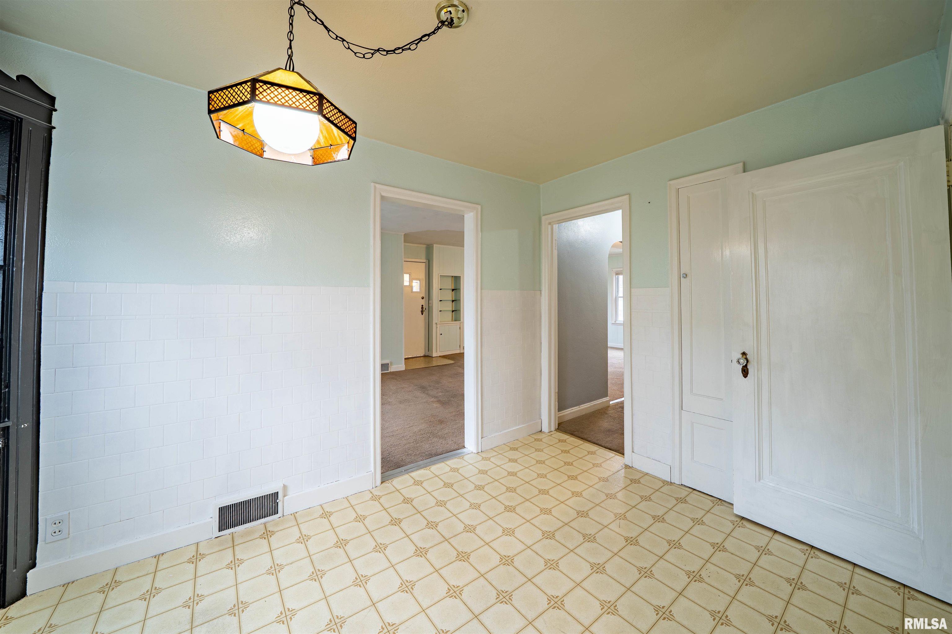 1227 State Street Pekin, IL 61554 - Photo 19 of 49