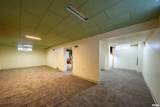 $135,900 | 1227 State Street, Pekin, IL 61554