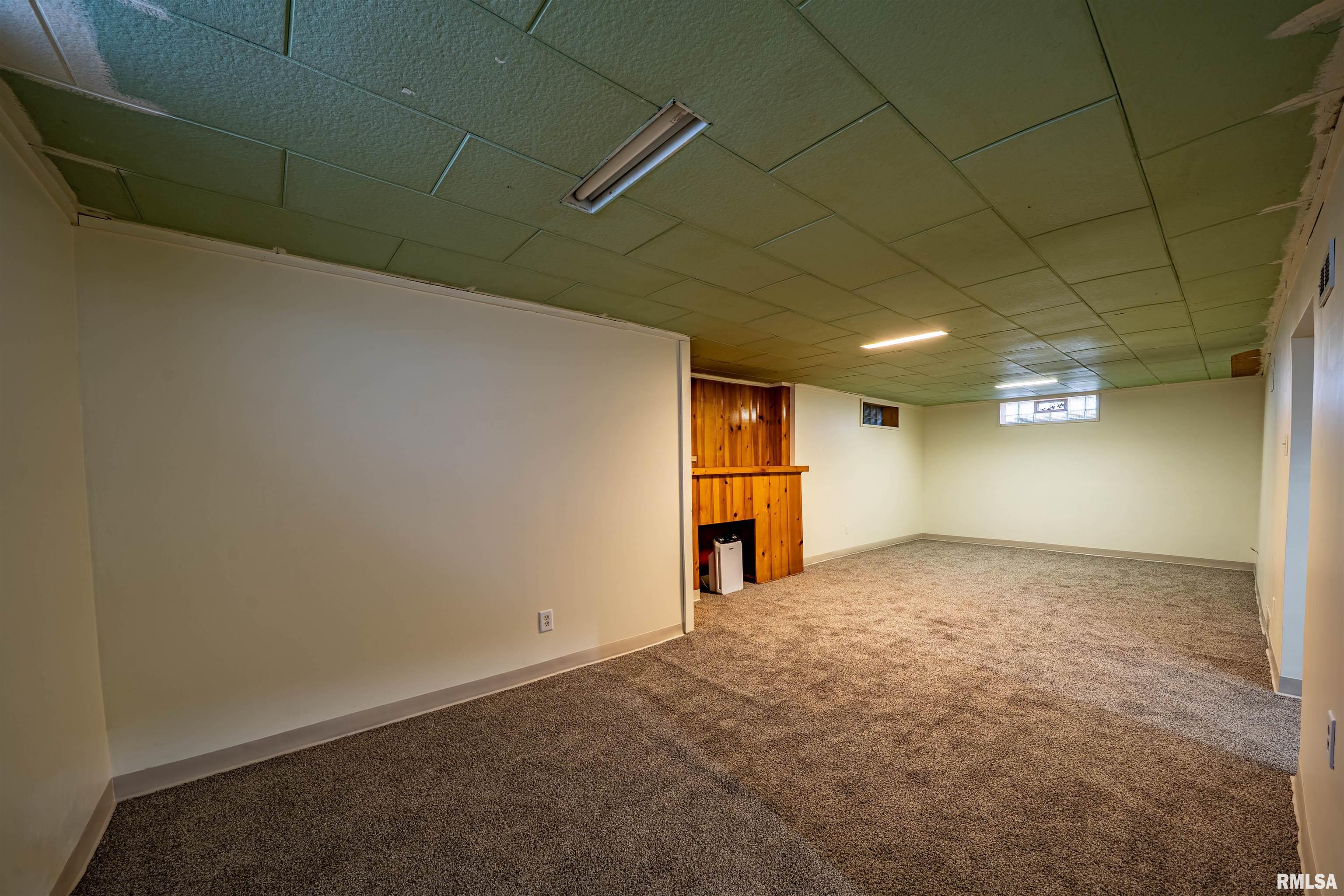 1227 State Street Pekin, IL 61554 - Photo 41 of 49