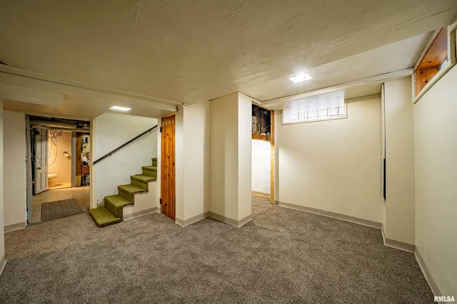 $135,900 | 1227 State Street, Pekin, IL 61554