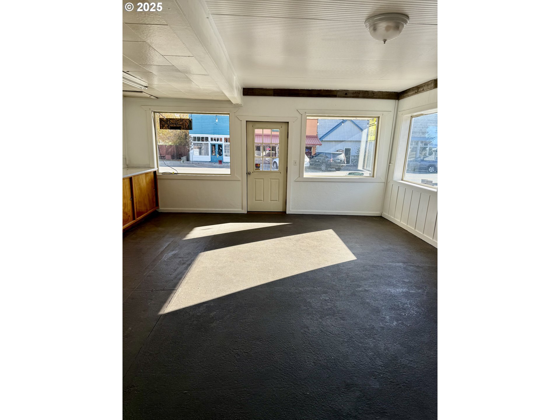 142 Front Street Prairie City, OR 97869 - Photo 3 of 29