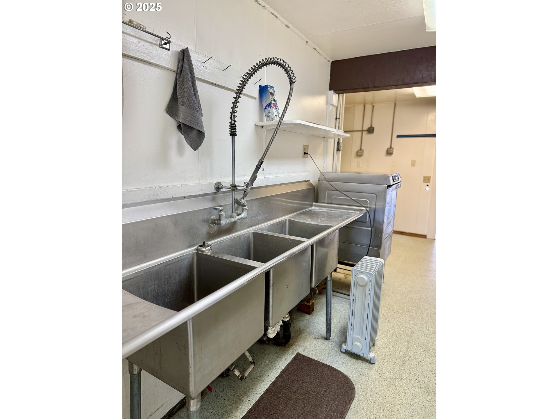 142 Front Street Prairie City, OR 97869 - Photo 6 of 29