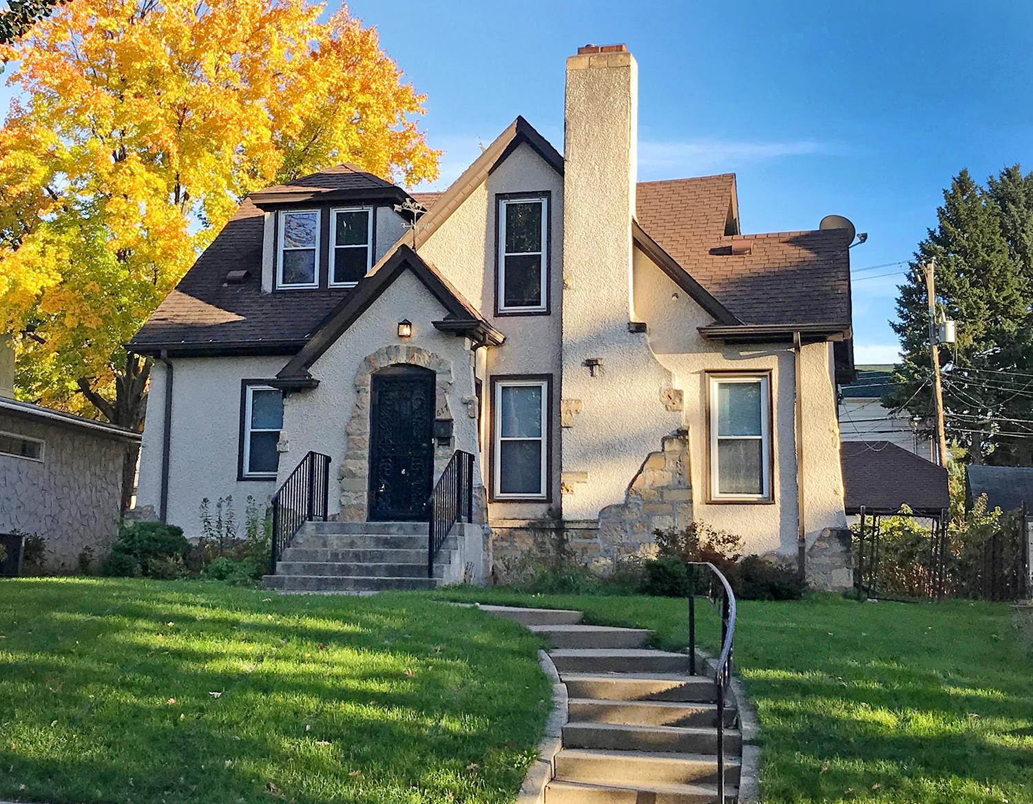 617 Cedar Lake Road South Minneapolis, MN 55405 - Photo 1 of 1 Gallery Image 1