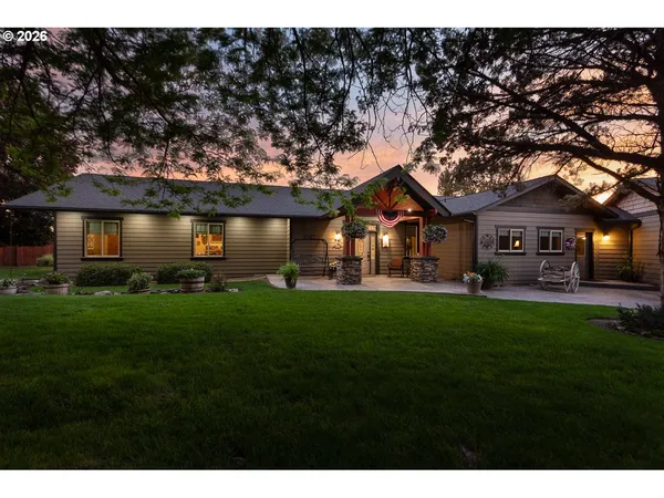 $1,435,000 | 4101 Northwest 21st Street, Redmond, OR 97756