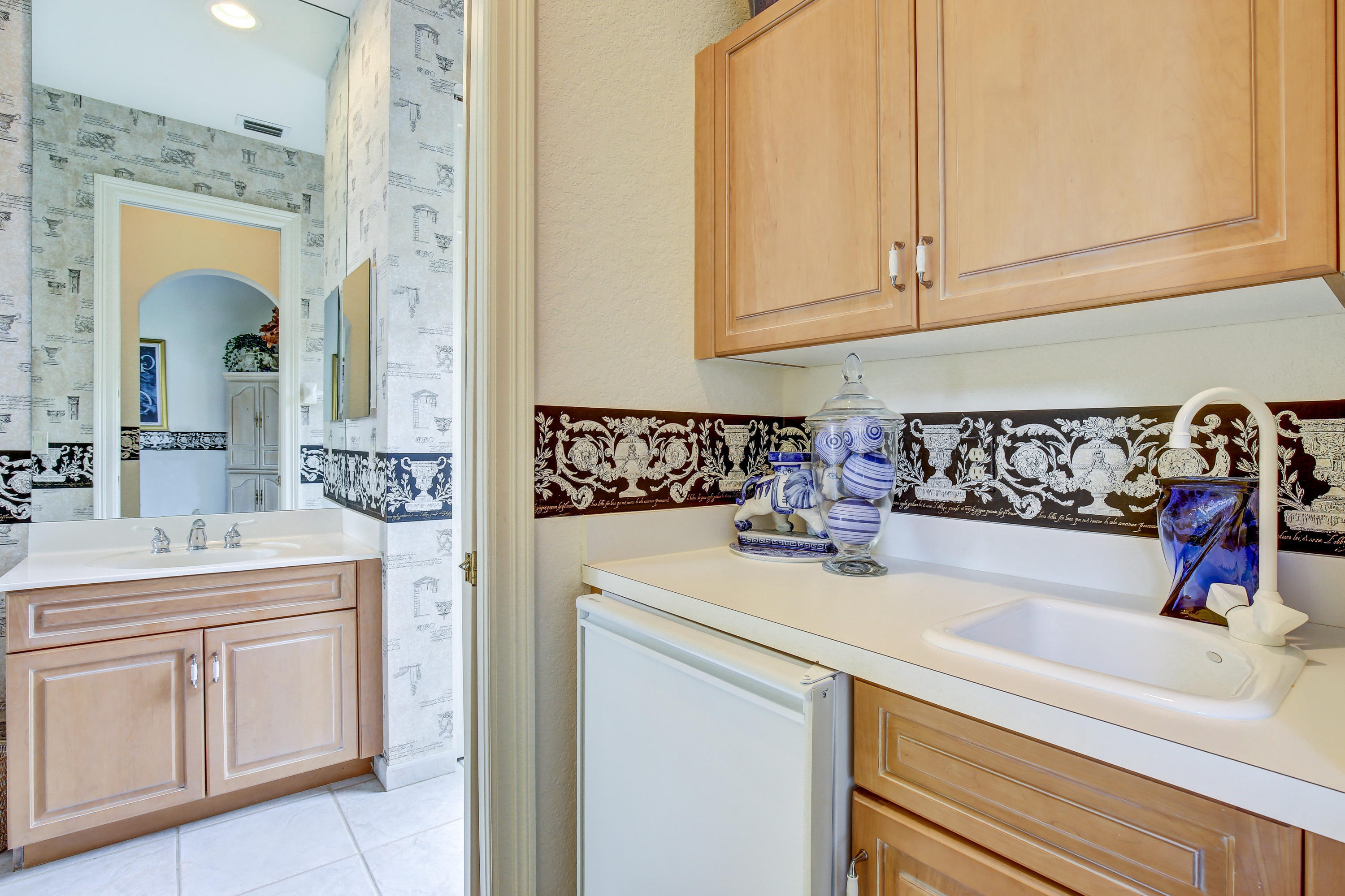 7114 Vía Firenze Boca Raton, FL 33433 - Photo 28 of 33 Guesthouse Kitcheonette
