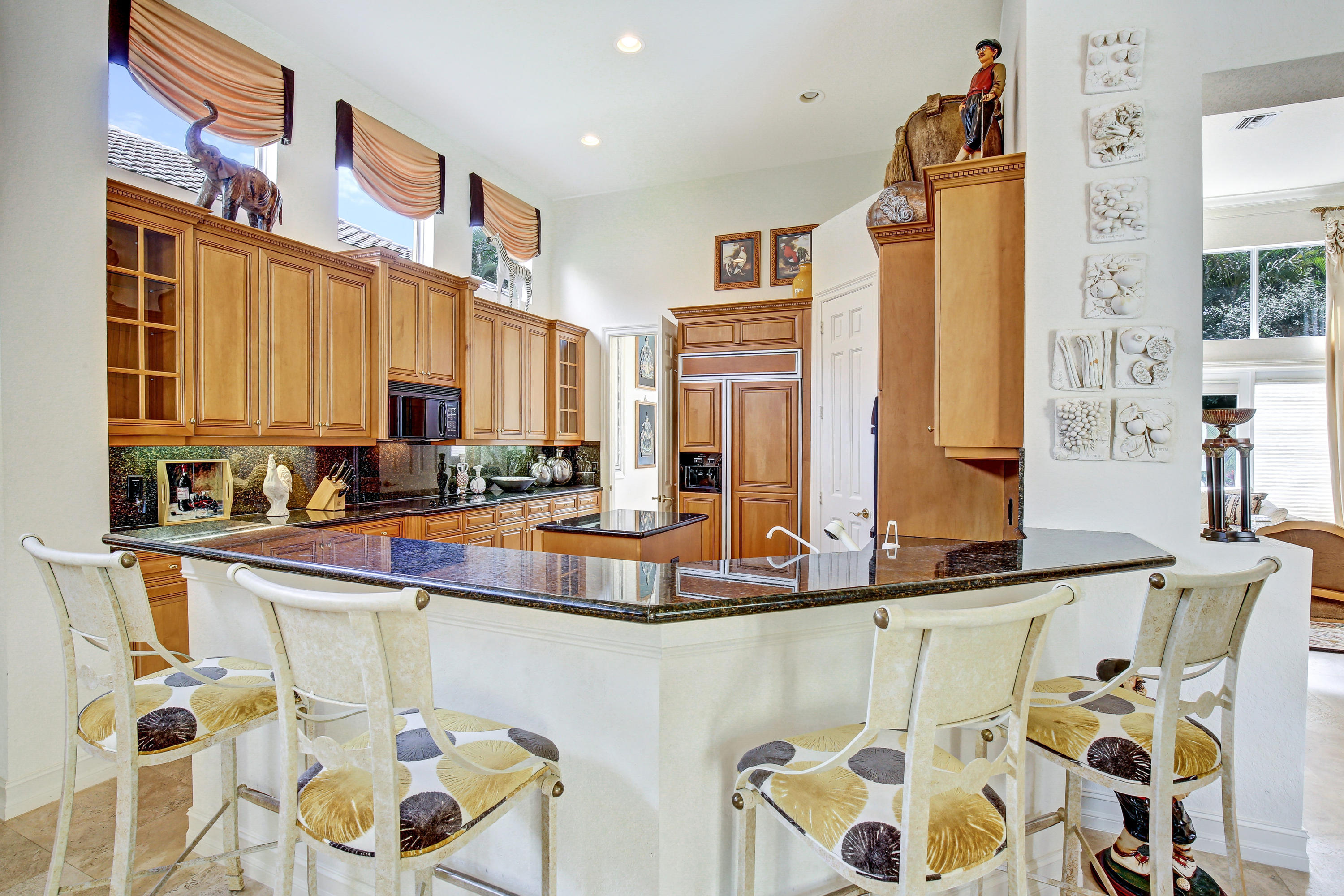 7114 Vía Firenze Boca Raton, FL 33433 - Photo 8 of 33 Kitchen