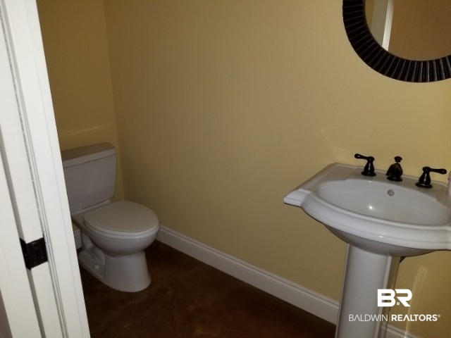 15758 County Road 87 Elberta, AL 36530 - Photo 12 of 50 1/2 Bath off of Foyer