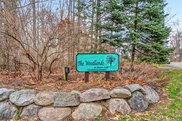 $475,000 | 9470 Sassafras Trail, Portage, MI 49002