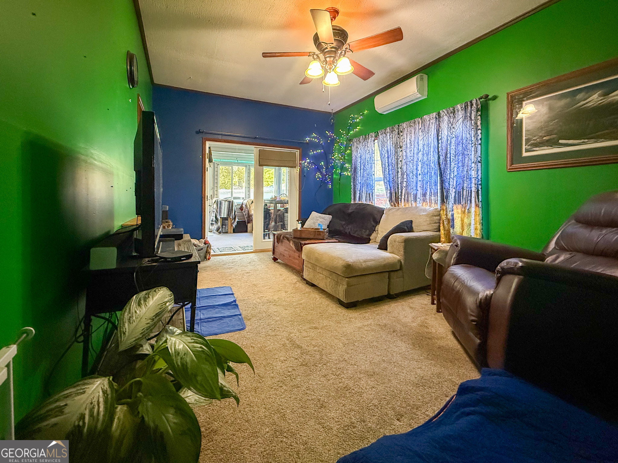 61 Rocky Lane Cleveland, GA 30528 - Photo 9 of 20 a living room with furniture and a window