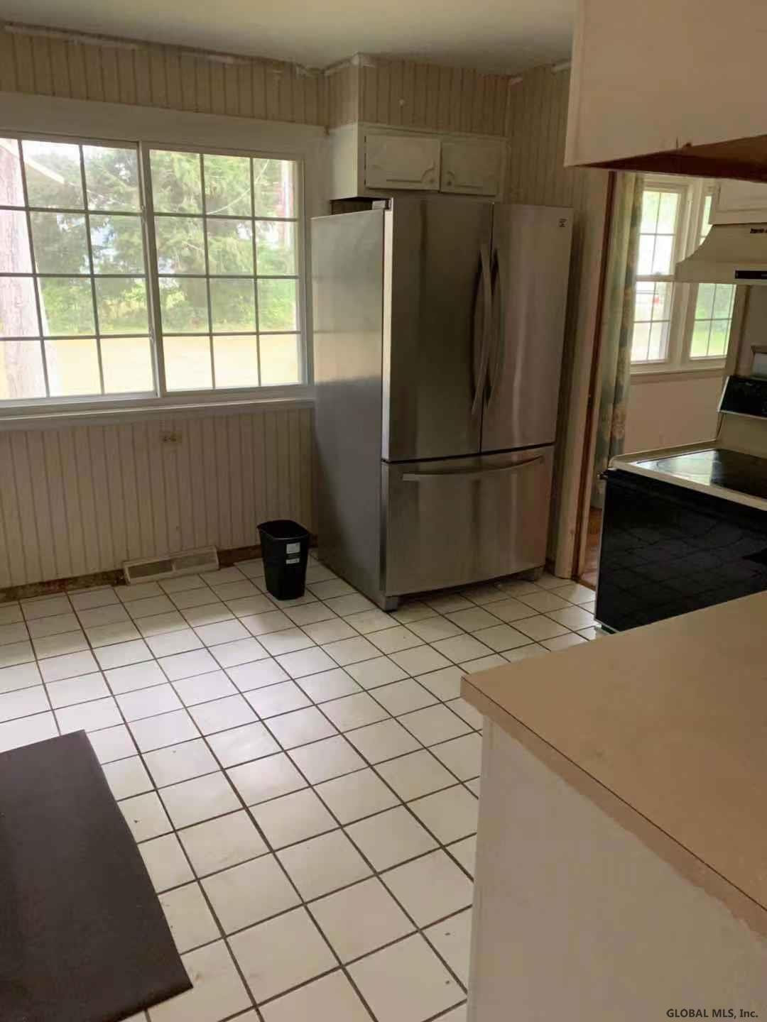 79 Devon Road Bethlehem, NY 12054 - Photo 9 of 29 Photo 9