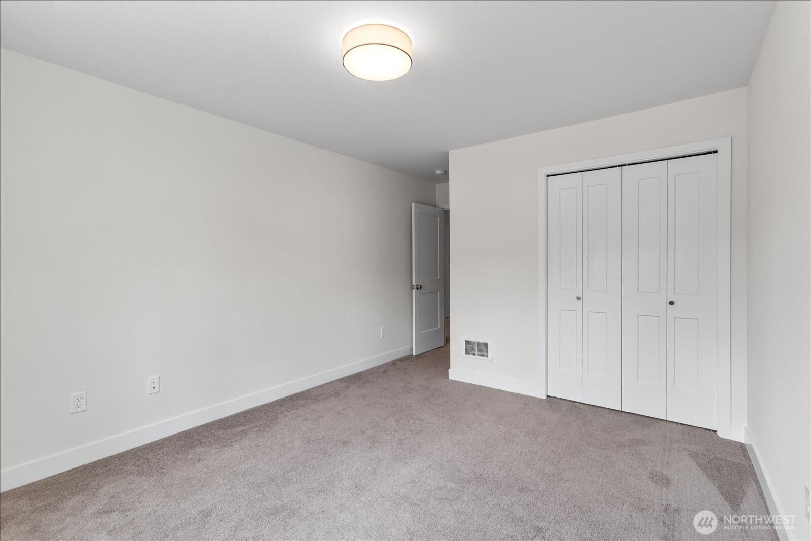 121 171st Place Southwest, Unit A Bothell, WA 98012 - Photo 26 of 38
