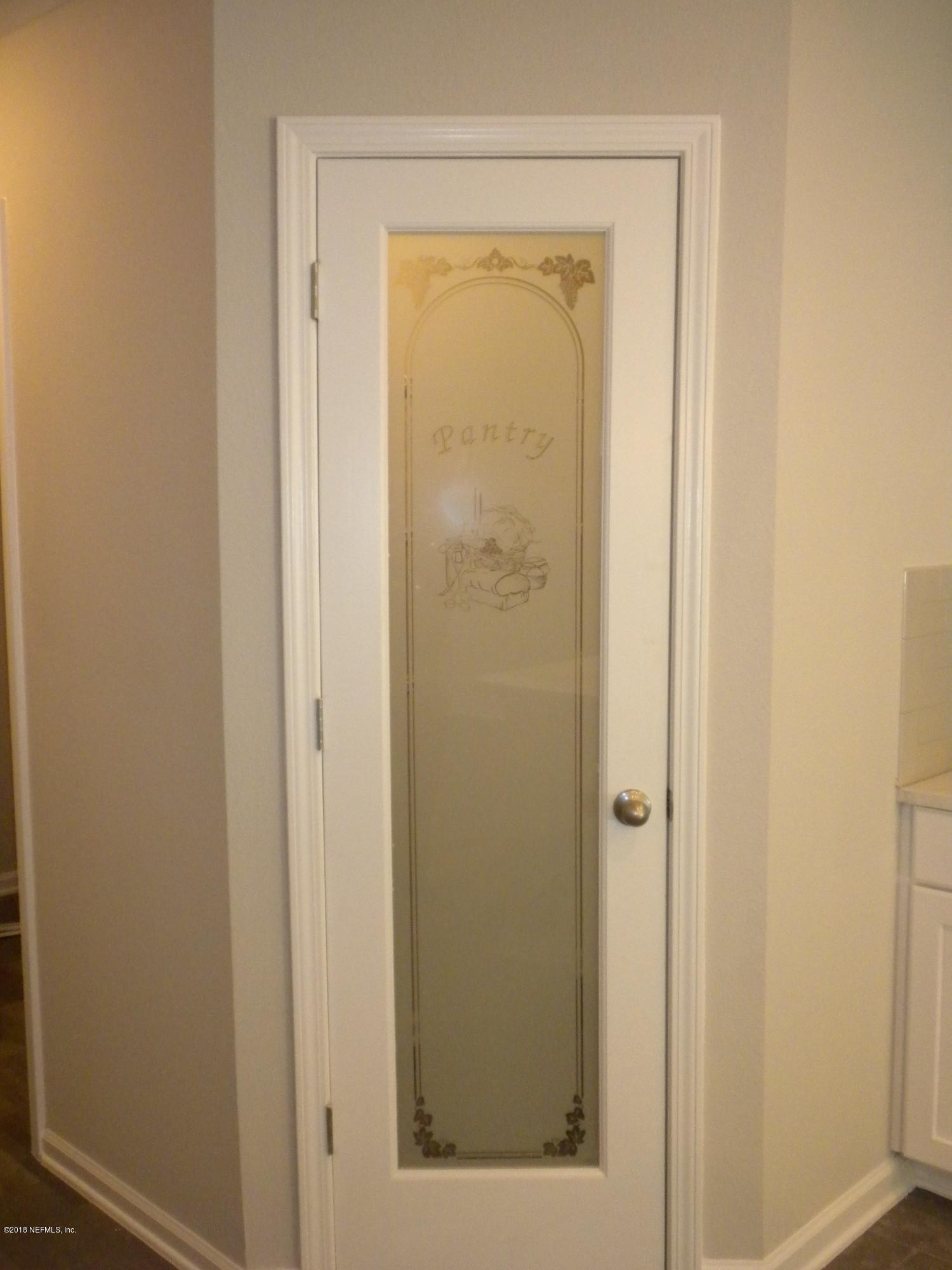 264 South Hamilton Springs Road St. Augustine, FL 32084 - Photo 11 of 31 Pantry door