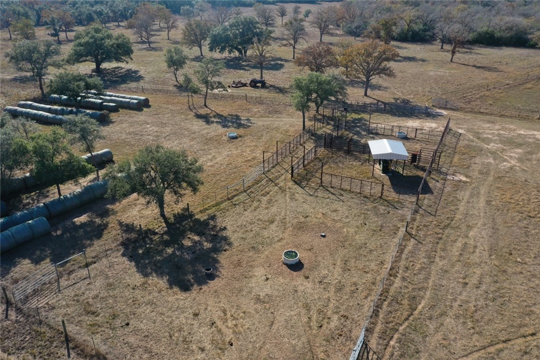 1038 Old Goliad Road Goliad, TX 77963 - Photo 27 of 32 a view of a backyard of a house