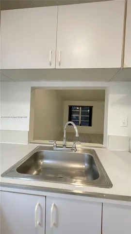 a close view of sink and tap