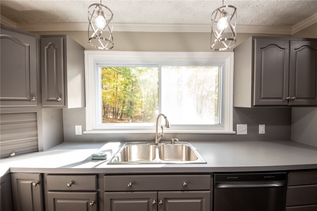 5 Carson Road Oneonta, NY 13820 - Photo 9 of 45