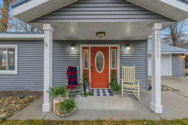 $349,900 | 10833 1st Street, Stanwood, MI 49346