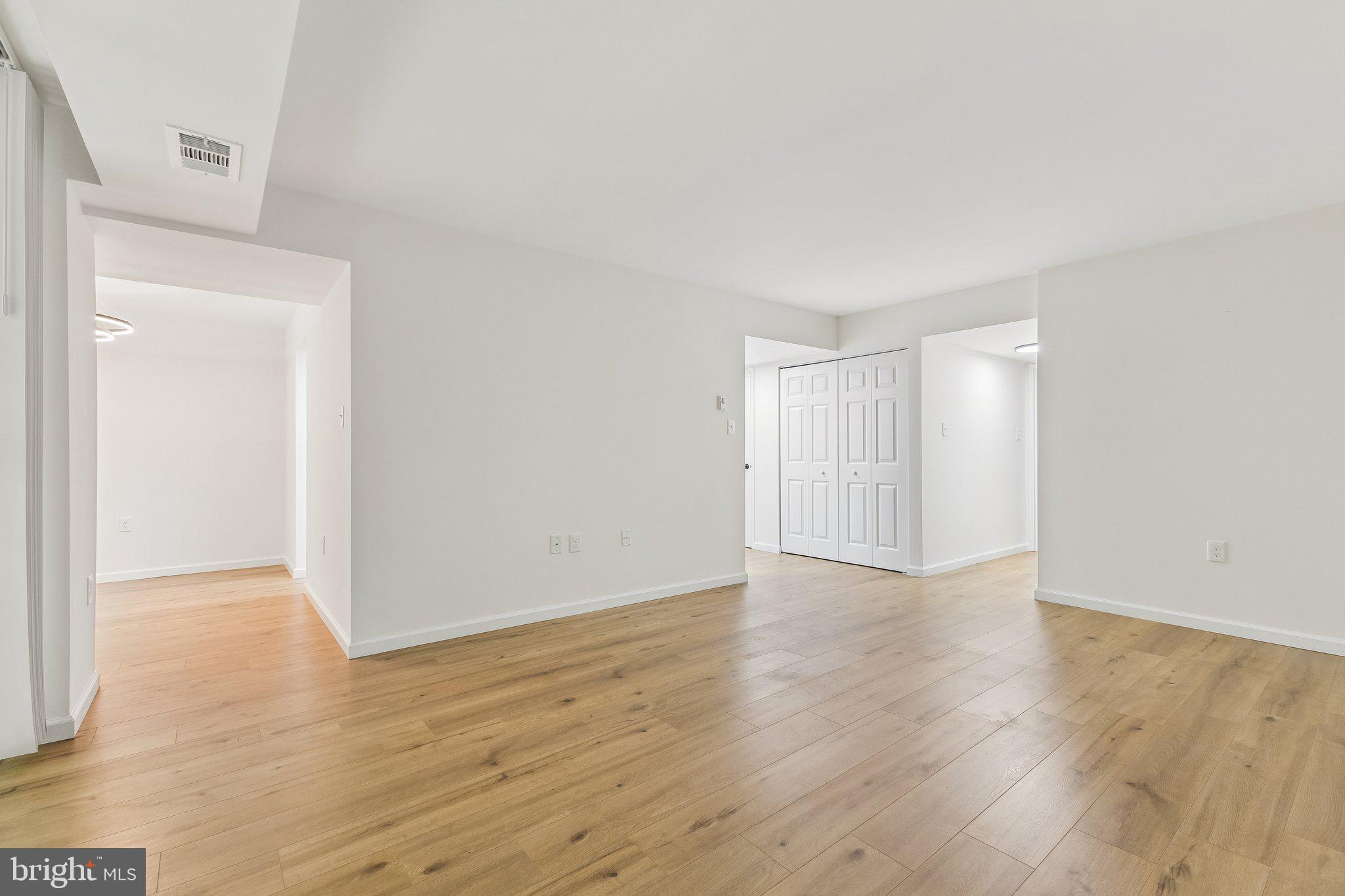 1554-1a Northgate Square, Unit 1A Reston, VA 20190 - Photo 14 of 25 Gallery Image 14