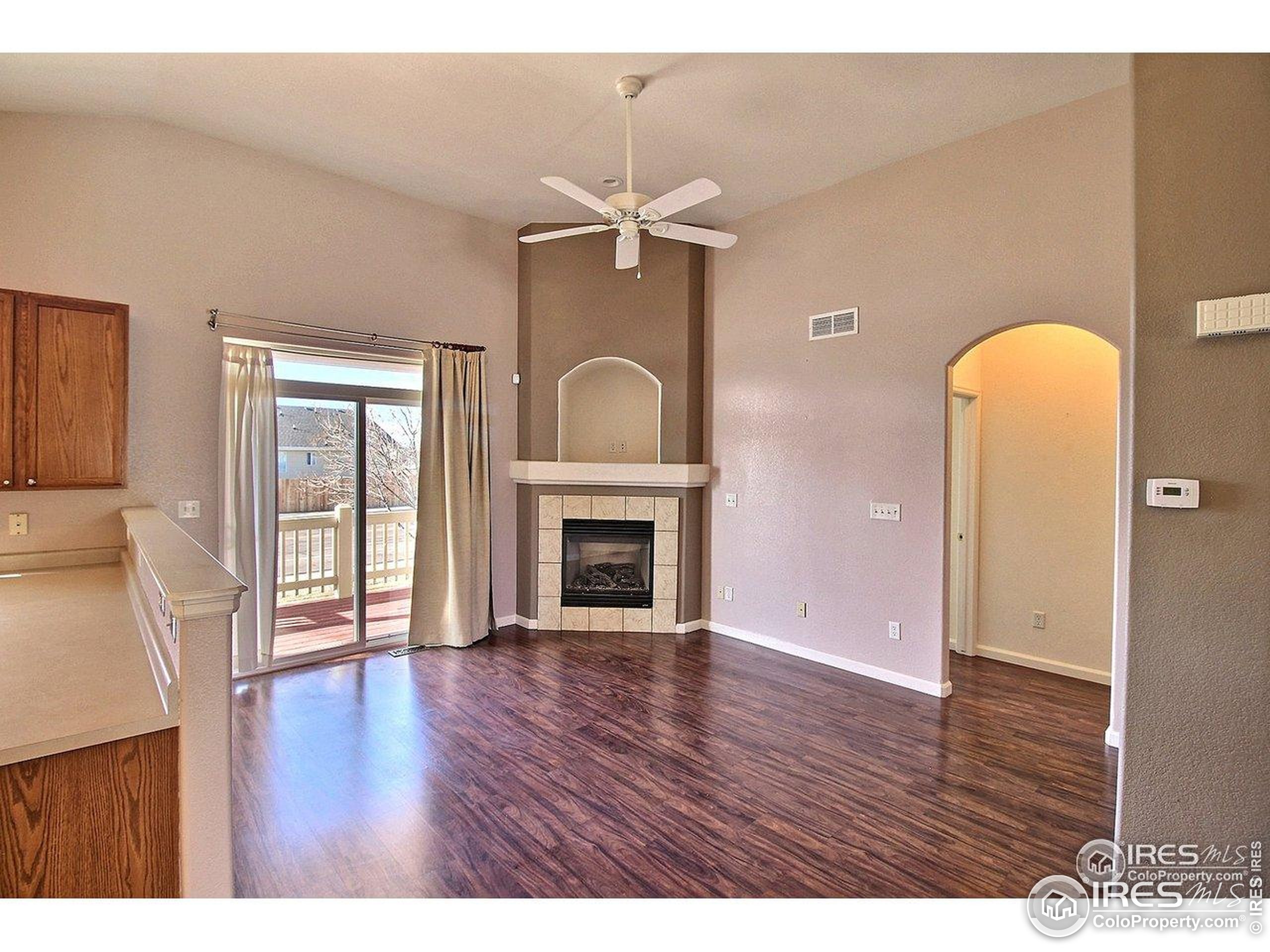 4902 29th Street, Unit 22D Greeley, CO 80634 - Photo 3 of 30