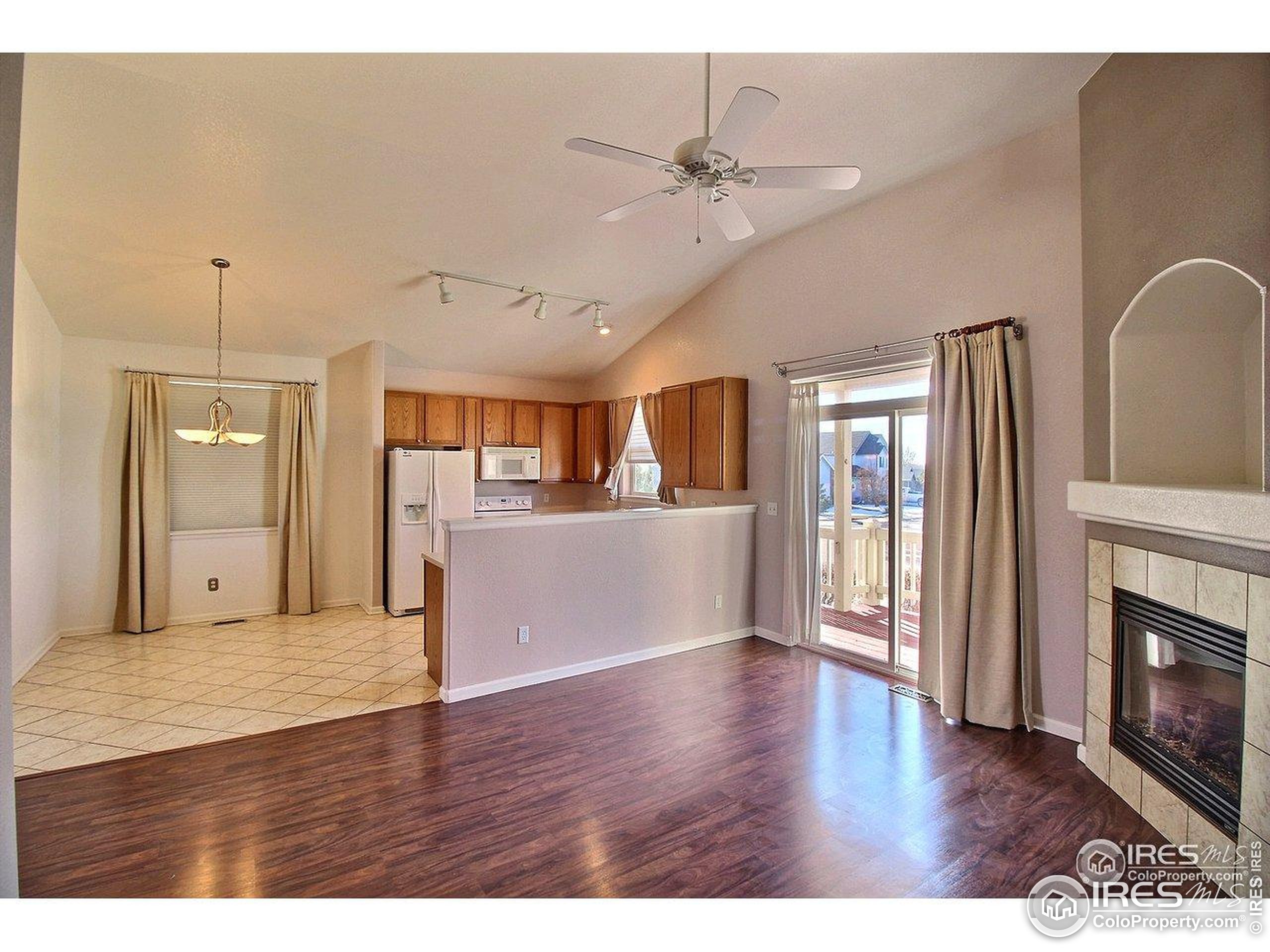 4902 29th Street, Unit 22D Greeley, CO 80634 - Photo 5 of 30