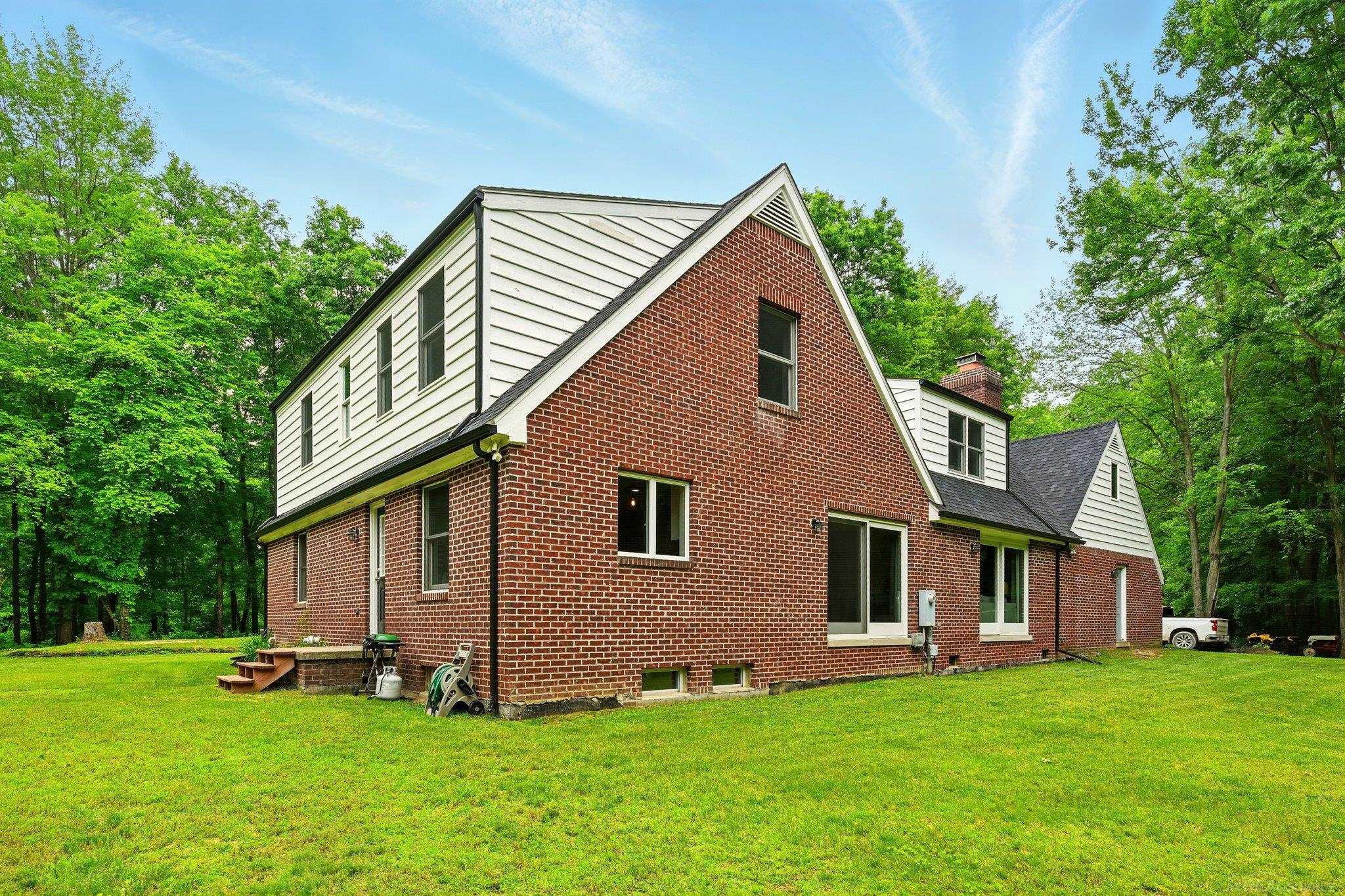 6535 Cedar Lake Road Pinckney, MI 48169 - Photo 28 of 34