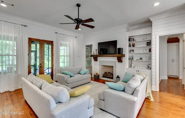 $469,000 | 108 Wingspan Way, Madison, MS 39110