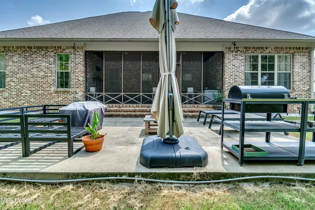 $469,000 | 108 Wingspan Way, Madison, MS 39110
