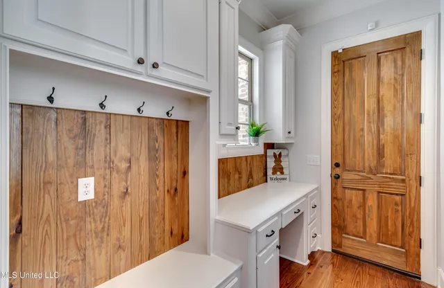 $469,000 | 108 Wingspan Way, Madison, MS 39110