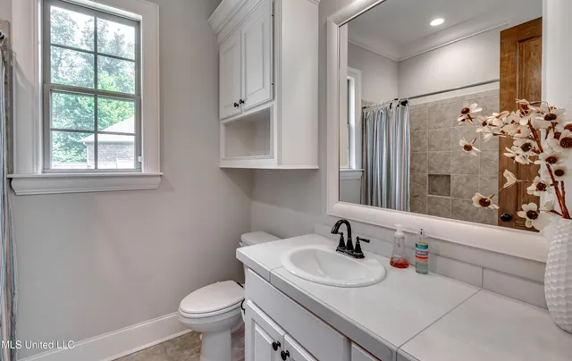 $469,000 | 108 Wingspan Way, Madison, MS 39110