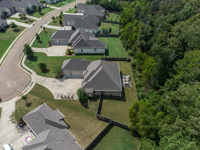 $469,000 | 108 Wingspan Way, Madison, MS 39110