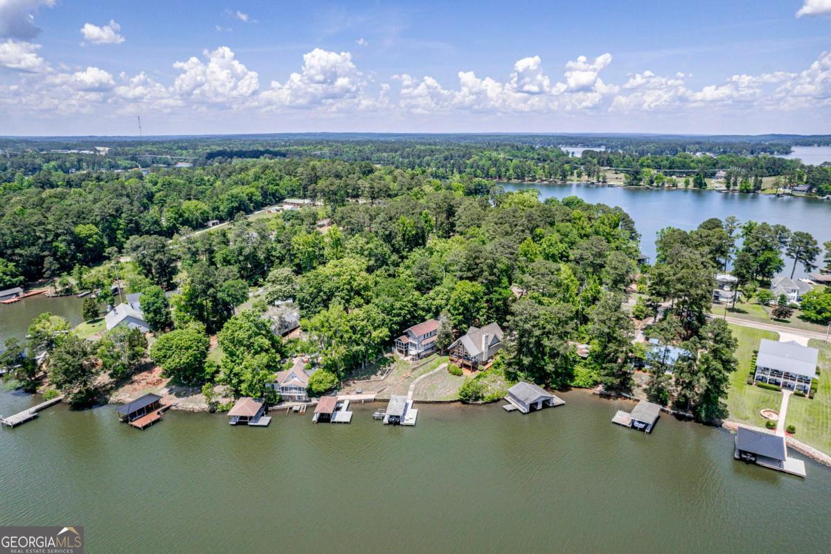 172 Mays Road Milledgeville, GA 31061 - Photo 50 of 54 a view of a lake with a mountain