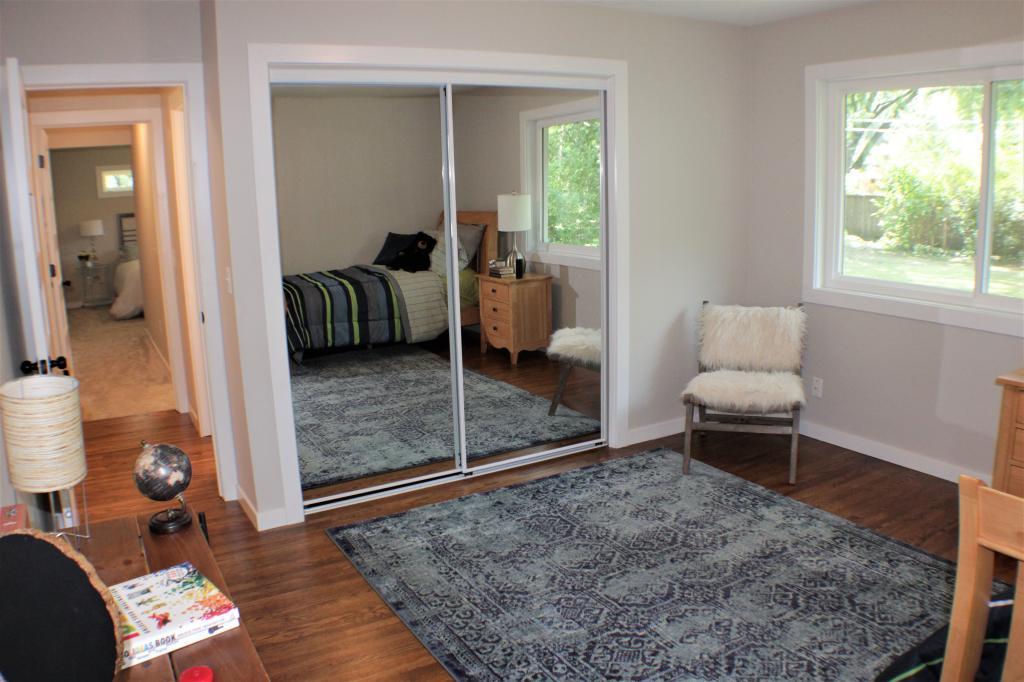 5221 Meadow Ridge Edina, MN 55439 - Photo 13 of 49