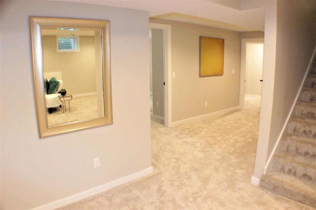 5221 Meadow Ridge Edina, MN 55439 - Photo 18 of 49