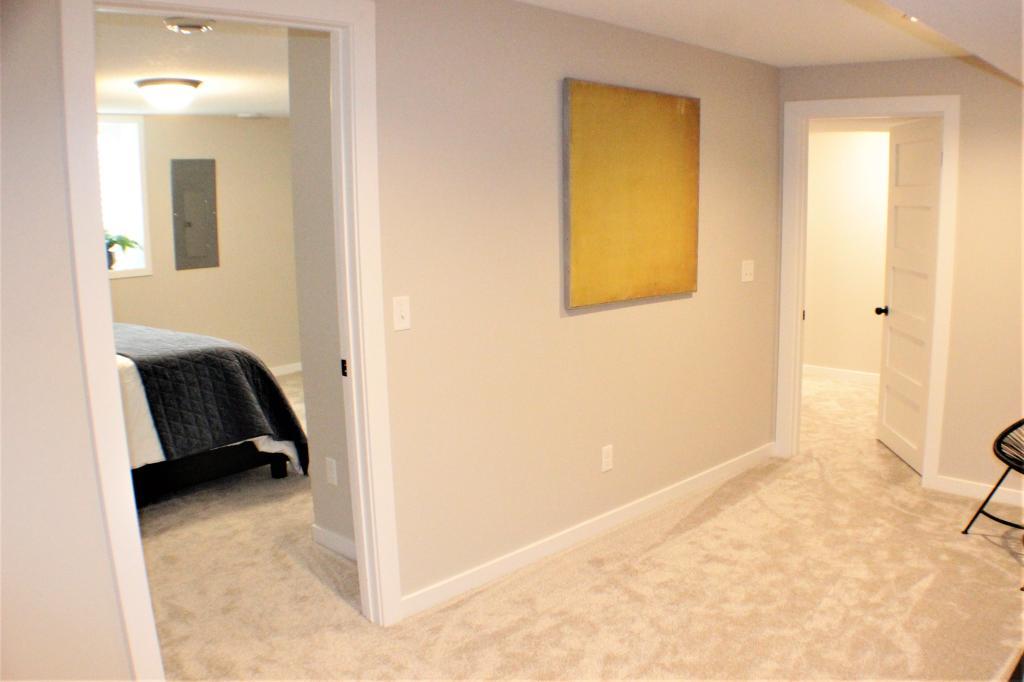 5221 Meadow Ridge Edina, MN 55439 - Photo 19 of 49