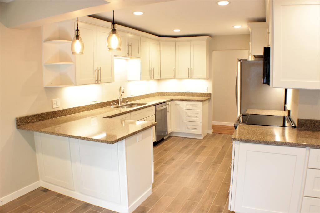 5221 Meadow Ridge Edina, MN 55439 - Photo 27 of 49