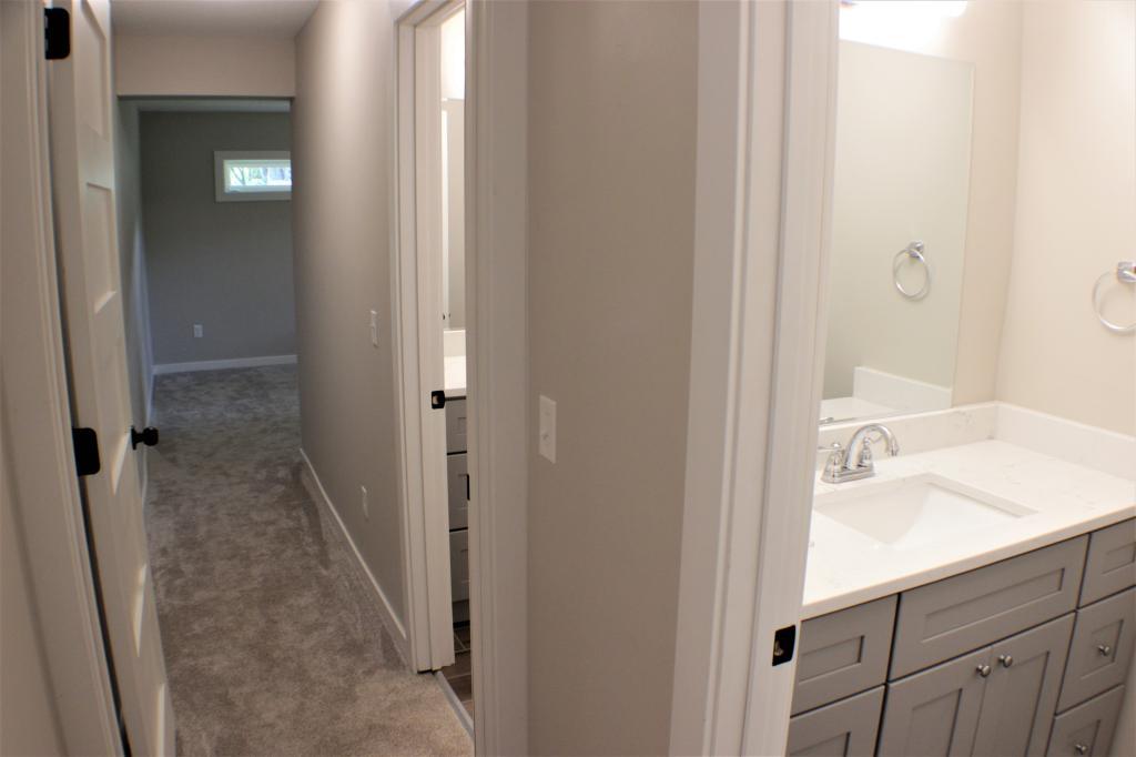 5221 Meadow Ridge Edina, MN 55439 - Photo 36 of 49