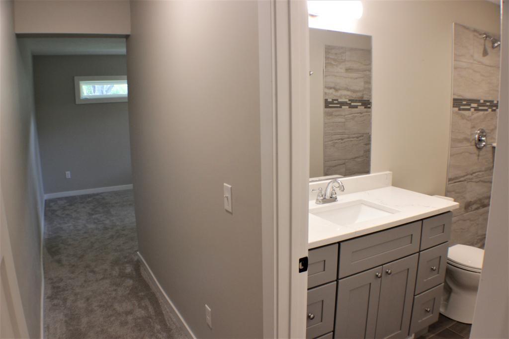 5221 Meadow Ridge Edina, MN 55439 - Photo 38 of 49