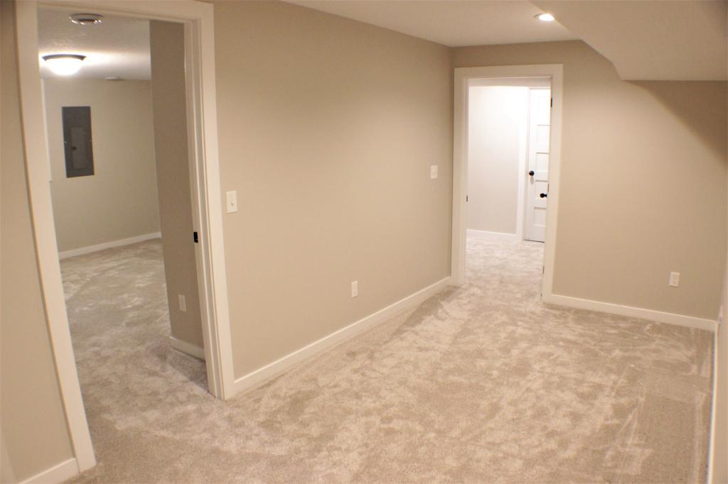 5221 Meadow Ridge Edina, MN 55439 - Photo 45 of 49