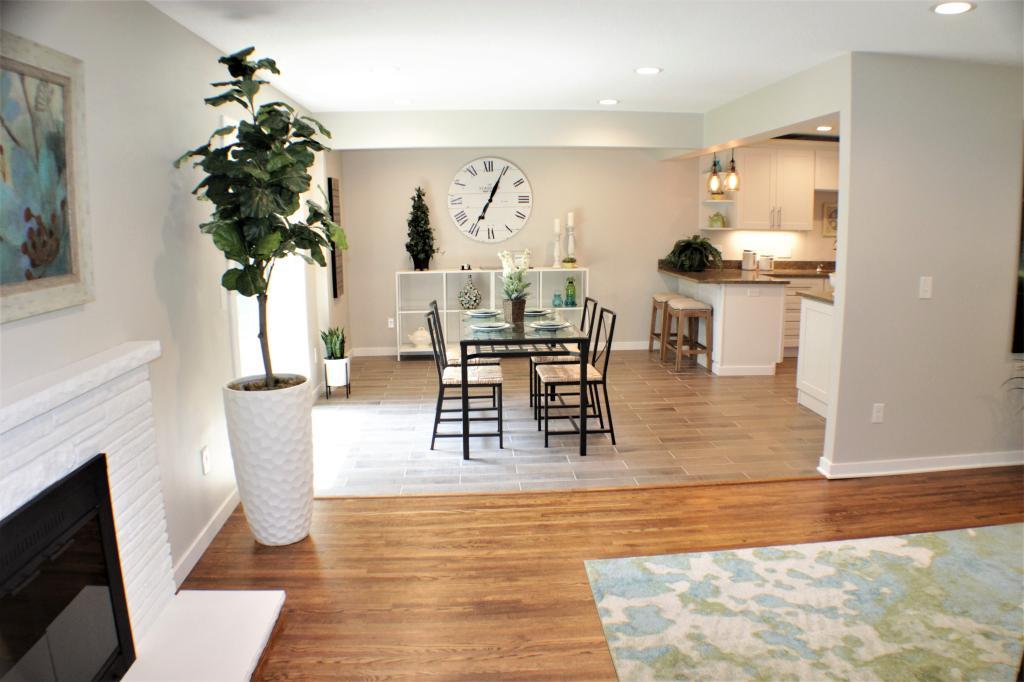 5221 Meadow Ridge Edina, MN 55439 - Photo 6 of 49