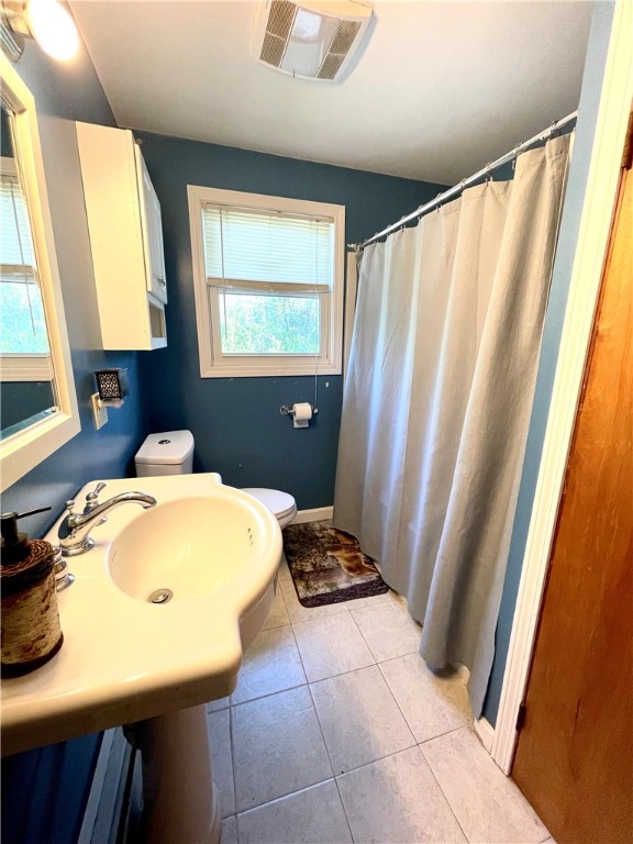 21 Old Willis Road Cumberland, RI 02864 - Photo 7 of 14 Gallery Image 7
