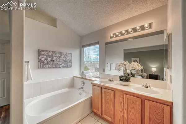 $499,900 | 4870 Chariot Drive, Colorado Springs, CO 80923