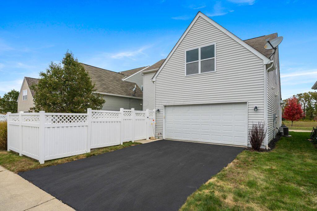 5735 Nadler Road Dublin, OH 43016 - Photo 42 of 48 2 Car Garage