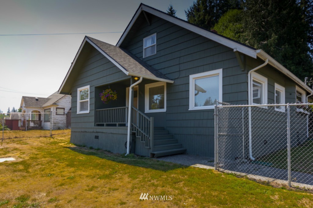 2823 Wishkah Road Aberdeen, WA 98520 - Photo 1 of 20 Gallery Image 1